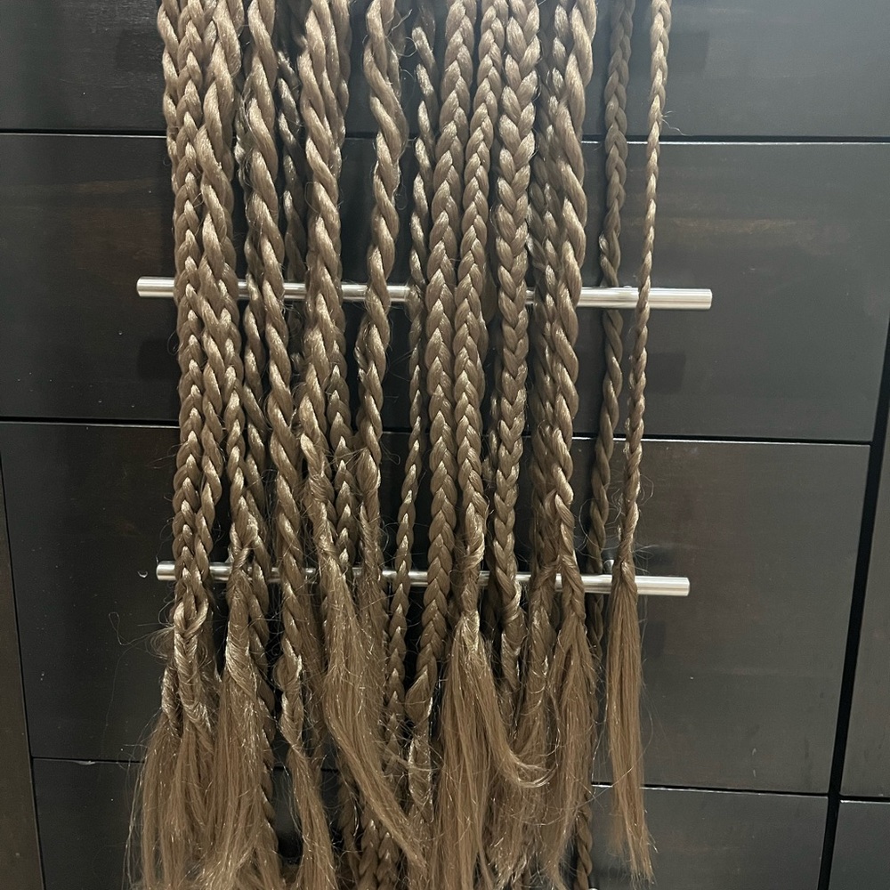 9 Ash Brown braid/twist dreadlock extensions brand new.
